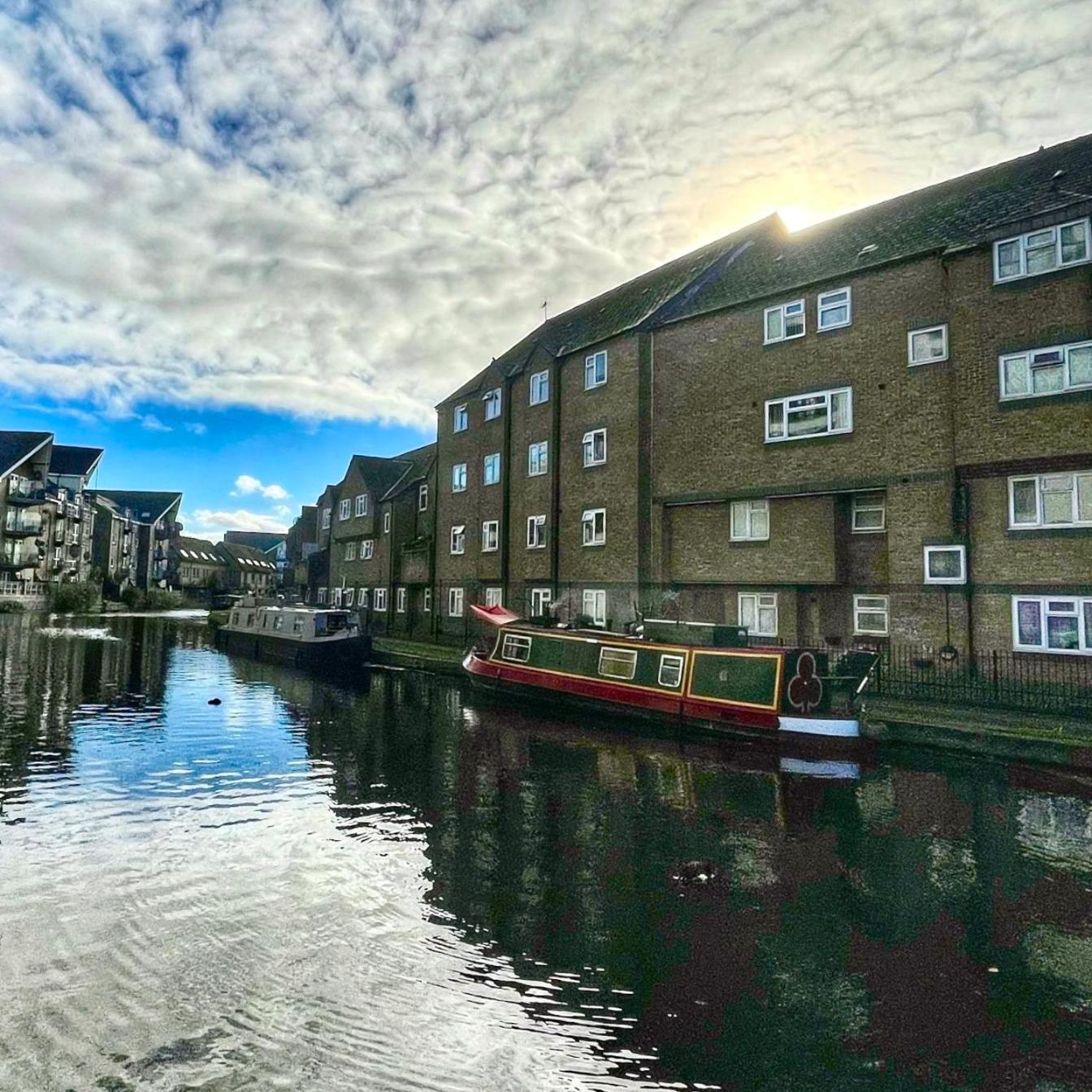 Apartament A Fantastic One Double Bedroom Flat Londra